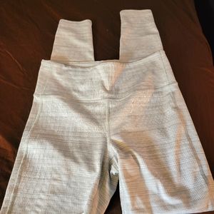 Athleta textured leggings, silver/light gray, size M